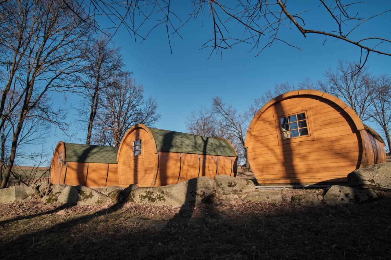 Viking Houses Strnadovsky Mlyn Jesenice  Exteriör bild